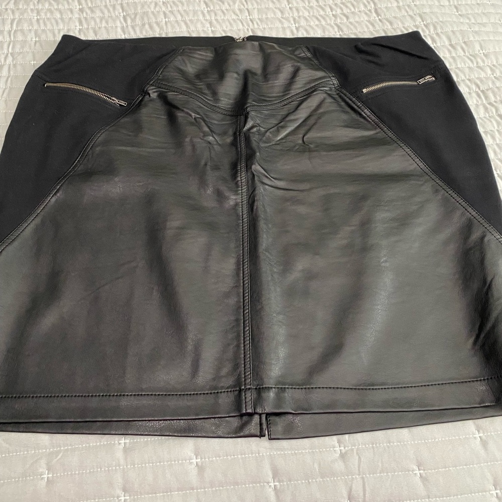 Black pleather skirt